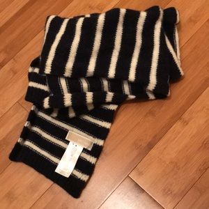 Cashmere. Michael Kors 100% wool scarf